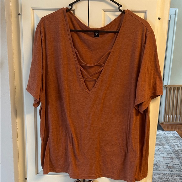 SHEIN Tops - SHEIN Rust Short Sleeve Top with Crisscross V-Neck